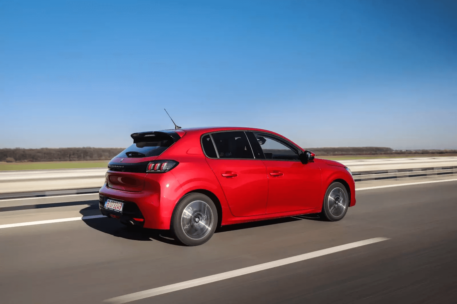 Peugeot 208 na prenájom v autopožičovni.